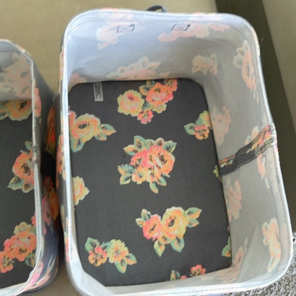 Set of 2 Rare Victoria’s Secret Pink canvas storage bins from dorm collection - Picture 4 of 8